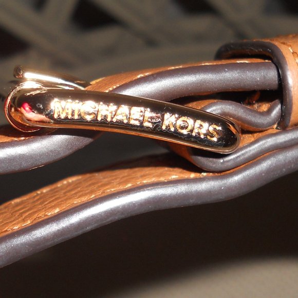 Michael Michael Kors Elana Handbag Vanilla/Beige Missing Tassel, Long Strap - Picture 6 of 16